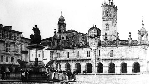 A Praza Maior no século XIX coa fonte dos leóns
