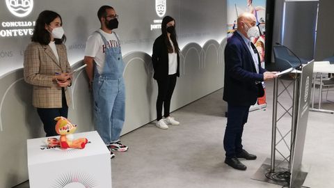 Presentación del programa «As aventuras de Luli», en el Concello de Pontevedra