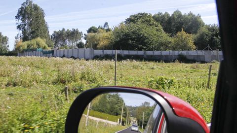 El campamento A Poliña, en San Mateo, cerrado con muralla y vegetación, también fue objeto de registro