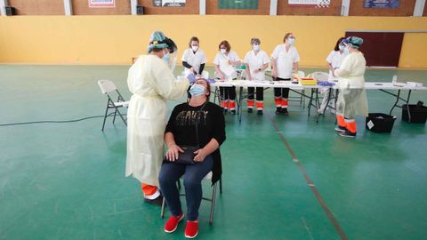 El cribado realizado en Barro el lunes y el martes se saldó sin positivos en covid