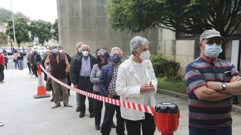 Este miércoles 809 personas estaban citadas para vacunarse en Cee