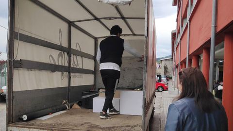 Trasladaron los equipos al centro de formación profesional