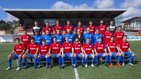 Foto oficial del equipo del segundo ascenso del Bergan a Segunda RFEF, que puede ser también el del segundo título en Tercera