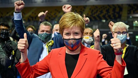 Nicola Sturgeon, tras conocer los primeros resultados el viernes