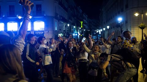 Ambiente en la Puerta del Sol de Madrid