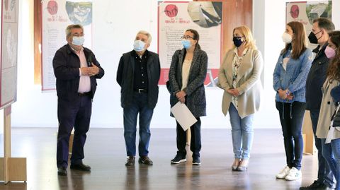 Acto de inauguración de la exposición sobre Martín de Padrozelos en Sarria.