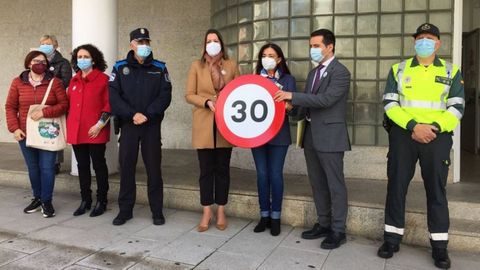 Subdelegación, Concello y Tráfico presentaron la nueva normativa