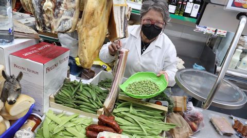 Judías, guisantes y tirabeques de Galicia están ya al alcance de los compradores en el mercado
