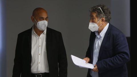 El teniente de alcalde de Pontevedra, Tino Fernández, con el alcalde, Miguel Anxo Fernández Lores
