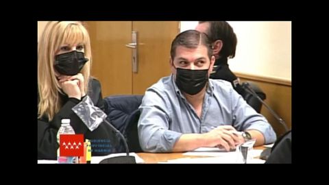 Captura de video del acusado César Román, el Rey del Cachopo, mientras comparece en una nueva sesión de su juicio por el asesinato de Heidi Paz, este jueves, en la Audiencia Provincial de Madrid