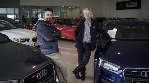 Alberto y Óscar Martínez, en la nueva nave de Multiautos Ourense en el polígono Barreiros