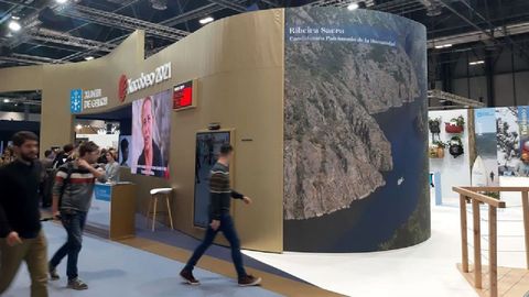 Un anuncio de la oferta turística de la Ribeira Sacra en el pabellón de la Xunta en la última edición de Fitur, en enero del 2020