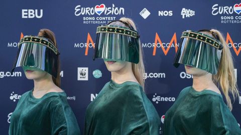 Representantes de Letonia llegan a la ceremonia de la 65 edición de Eurovisión
