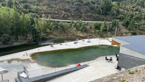 El accidente ocurrió en la zona de las piscinas de Sobradelo