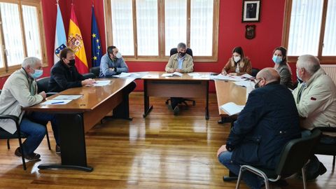 Reunión nas Nogais dos alcaldes polos que atravesa a Vía Kúnig