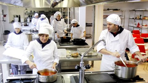 Foto de archivo del aula de cocina en el CIFP Manuel Antonio, de Vigo