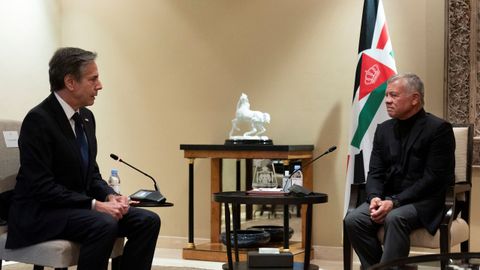 El secretario de Estado de EE.UU., Antony Blinken, durante su reunión con el rey de Jordania
