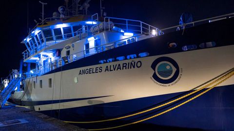 El buque oceanográfico Ángeles Alvariño está dotado con un sonar de barrido lateral y un robot submarino