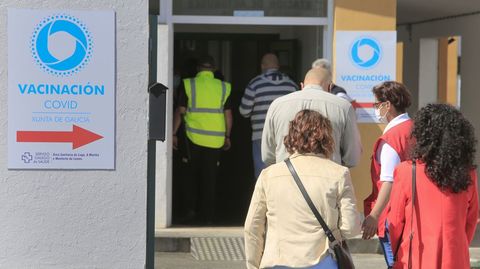 Los mayores entre los de 50 a 59 años del distrito sanitario de Monforte empiezan a recibir la segunda dosis esta semana
