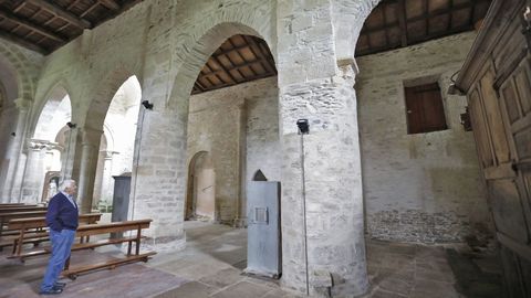 Interior de la iglesia de Penamaior
