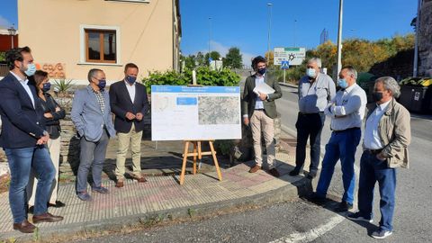 El delegado de la Xunta en Lugo con ediles del PP y la federación vecinal de Lugo