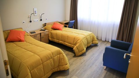 Acto de inauguración de la residencia de mayores que construyó la Diputación de Lugo en Pedrafita