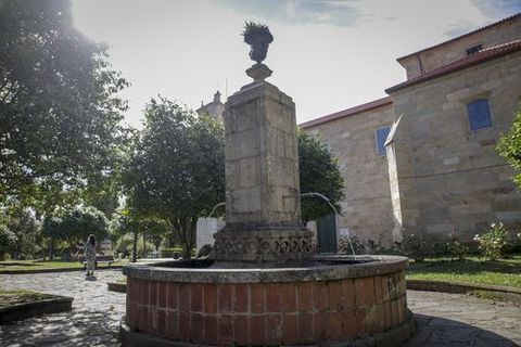 Fuente San Francisco en Noia