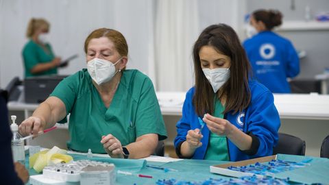 Vacunación masiva contra el covid-19 en Expocoruña