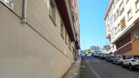 Aprovecharán para ponerle nombre a calles que no lo tienen, como la de la foto, que conecta la Avenida Álvaro Cunqueiro con la Rúa do Pilar
