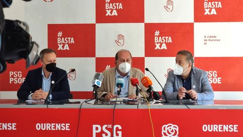 Rafael Rodríguez Villarino, Xoaquín Fernández Leiceaga y Juan Carlos Francisco Rivera (PSOE)