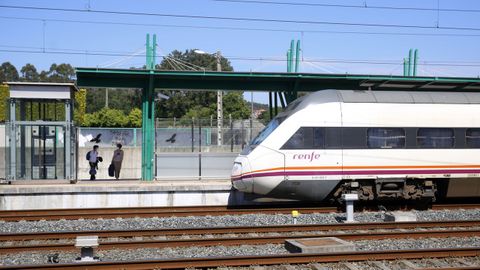 Ayer se pusieron en marcha dos nuevos trenes en el eje atlántico