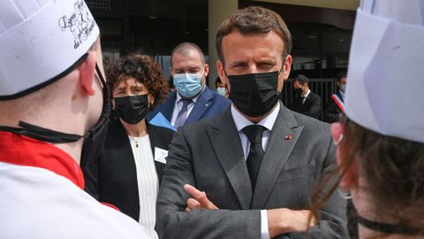Macron, durante su visita a una escuela de hostelería en Drome