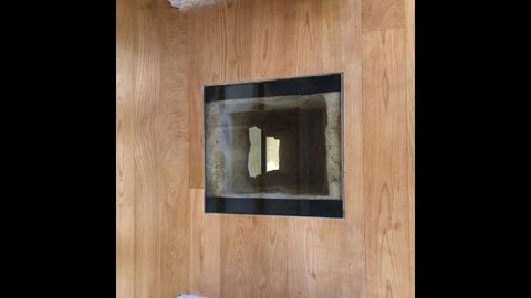 Por aquí se tiraban las sobras de la comida desde el primer piso a las cuadras