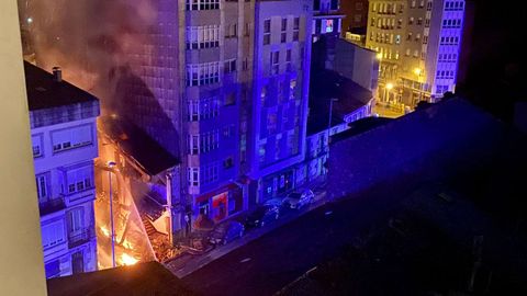 Incendio en la Rúa Pravia, en Vilalba