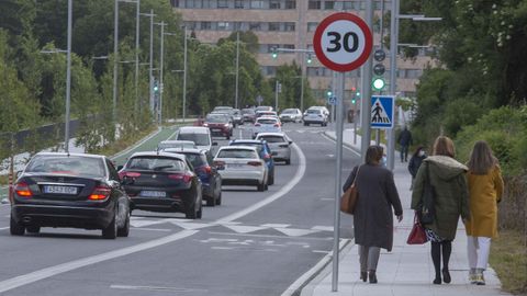 La calle Clara Campoamor es una de las que está limitada a 30 kilómetros por hora