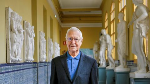 El historiador, crítico de arte y exdirector del museo Reina Sofía Tomás Llorens, académico de Bellas Artes de San Fernando, fue también conservador jefe del Thyssen.