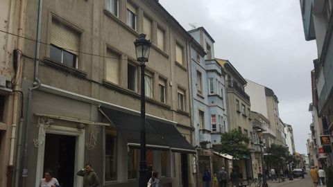 El Concello sacó a subasta el segundo piso del número 20 de la calle Reinante, distribuido en hall, sala de estar, salón, comedor, estudio, cocina, tendedero, tres dormitorios y dos baños