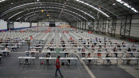 Opositores examinándose este sábado en el Ifevi