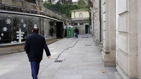Baños públicos en los jardines del Padre Feijoo