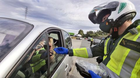 Control de alcohol y drogas de la Guardia Civil en la N-550