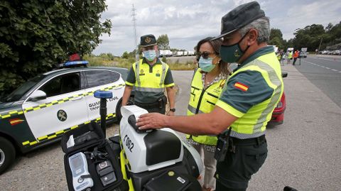 Control de alcohol y drogas de la Guardia Civil en la N-550