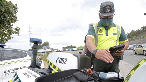 Control de alcohol y drogas de la Guardia Civil en la N-550