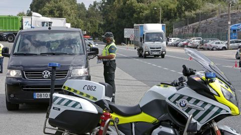 Control de alcohol y drogas de la Guardia Civil en la N-550