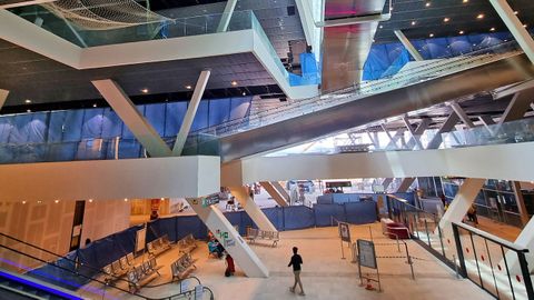 Interior de la nueva estación ferroviaria de Vigo