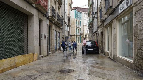 La calle Cervantes, a un paso del Concello, fue una de las más afectadas