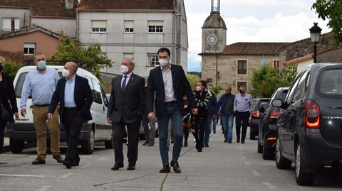 El presidente de la Diputación y el alcalde visitaron la parcela en la que se harán las obras