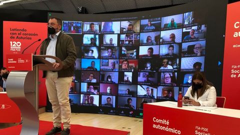 Adrián Barbón, presidente del Principado de Asturias, durante su intervención ante el comité autonómico