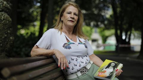 Oliva Figueira cuenta en su libro cómo fue secuestrada en su domicilio y compartió escenario con Pablo Milanés