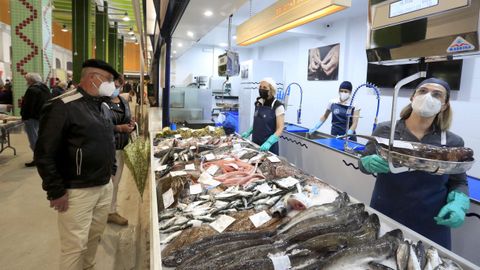 Da lonxa ao prato es el nuevo negocio que ha abierto en el mercado municipal