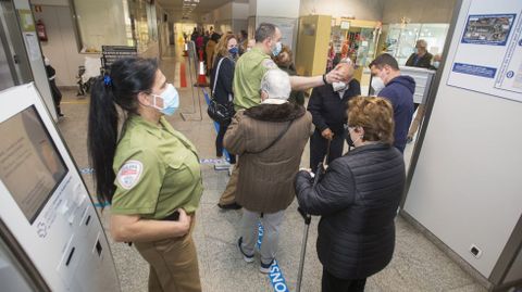Jornada de vacunaciones en el hospital de Cee, en imagen de archivo